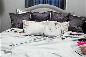 Kinky tattooed Asian skinny brunette with cute tiny marangos used a sex-toy for her solo