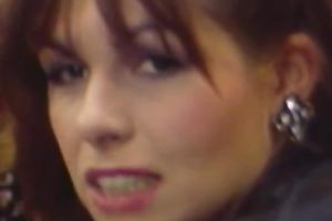 Cum-addicted nymphos with tasty love muffins take part in a trio