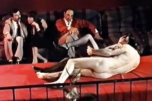 Two unbelievable hawt hotties participates in raunchy fuckfest