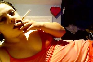 Amateur all alone naturally slutty cam whore was smokin' during the time that posing
