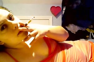 Amateur all alone naturally slutty cam whore was smokin' during the time that posing
