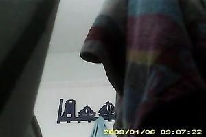 Spy livecam vid of all natural nineteen yo sweetie flashing her fine rounded bum