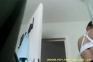 Spy livecam vid of all natural nineteen yo sweetie flashing her fine rounded bum