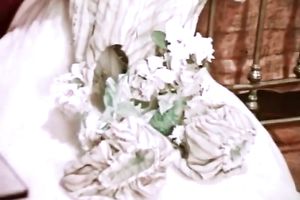 Busty whorish blondie acquires wonderful muff diving provided by her lengthy haired perverted BF