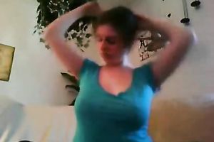 Really hawt and bosomy brunette hair masturbates on livecam