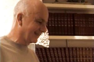 Sassy and enchanting brunette milf Angelina is given to 2 dudes