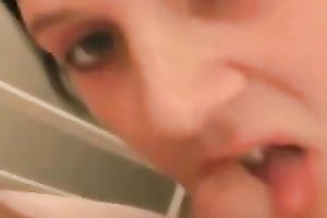 Juggy skank with dyed hair sucks my shlong after vehement sex