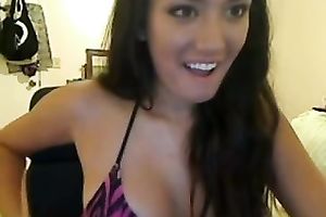 Amazingly glamorous camwhore with petite mambos undresses nude for me