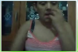 Amateur bitch showed off in her underware to expose her milk sacks and wazoo