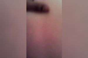 Mature bitch with fine love bubbles sucks my hard penis and jerks it