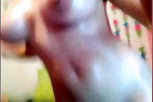 Stunning Colombian brunette hair hottie on cam masturbates