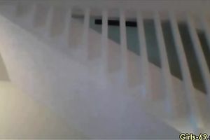 This lascivious fake booty slut likes to show off her curvaceous gazoo