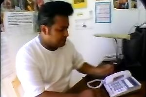 Salacious brunette mommy provides her neighbor with good blowjob