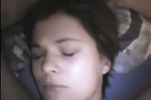 Submissive brunette hair cutie gives me a head until I spunk fountain on her face