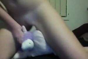 Amateur all alone livecam girlie rode her unicorn toy in the bedroom