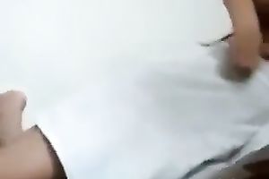 Indian babe is teasing her paramour after taking a shower