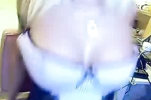 Amazingly hawt camgirl with large moist pointer sisters and a round gazoo puts on a show