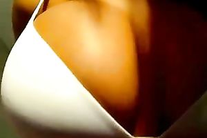 Eye catching auburn livecam model brags of her breathtaking pointer sisters