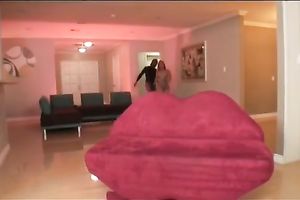 Chubby sweetheart with chubby booty sucks a big schlong of dark kinky jerk