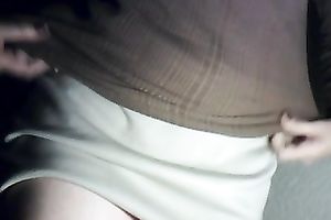 Sensual milf rubs her slit and booty during a intimate show