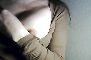 Sensual milf rubs her slit and booty during a intimate show