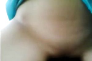 Natural black haired nympho in blue blouse rides pecker outdoors