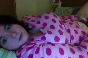 I love watching my corpulent girlfriend masturbate for me