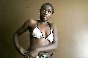Awesome dark natural nympho provided my buddy with a great oral-service