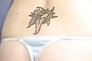 Incredibly kinky nympho shows off her pink bawdy cleft