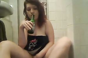 Just a skanky white wife masturbating on cam on the floor