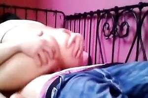 Self assured nympho rides her boyfriend's shlong like a fucking cowgirl