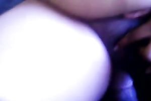 I love to fuck my wife's thick vagina in missionary position