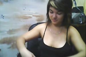 Short haired wild and voracious for big O brunette livecam nympho masturbated