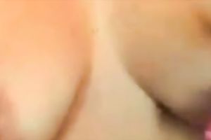 She can tweak and pull her large nipps and that turns me on