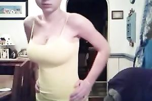 Torrid and cute nerdy girlie jams and brags of her large boobies on cam
