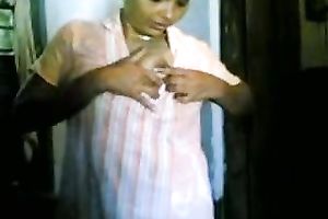 Old and slutty woman did not refuse to show me her tits