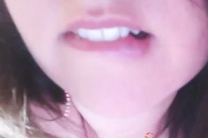 I would love to break a daybed with this busty big beautiful woman web camera model