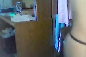 Tasty looking 18 yo brunette hair fingers her shaved vagina