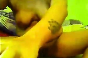 All natural exotic brunette livecam bitch flashed and played with her mangos