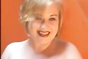 Super plump but eye catching dilettante auburn honey flashes her cookie