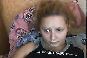 Perverted light haired web camera doxy uses freshener to masturbate