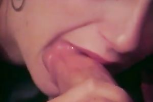 Sexy babe loved the way her geek friend gave this chab a rug munch