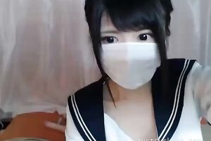 I love the way this camgirl looks at the camera as she is getting business done