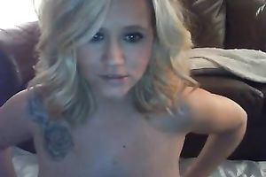 Alluring tattooed web camera golden-haired haired sexpot impressed me with her solo