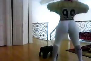 I watched how this breasty floozy doing the exercises