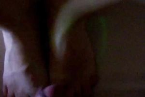 Wifey giving me a footjob and I cum and make water on her