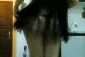 My voluptuous Arabian domme gives me hawt belly dance