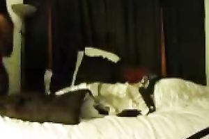 Musty ebon floozy is intend to tease and please me on the cam