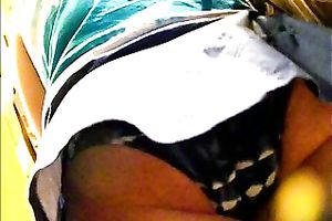 This mother I'd like to fuck looked so sexy so I decided to make this upskirt video