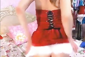 Stunning golden-haired cam housewife seems to be willing to celebrate Christmas